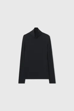 Kiena Turtle Neck
