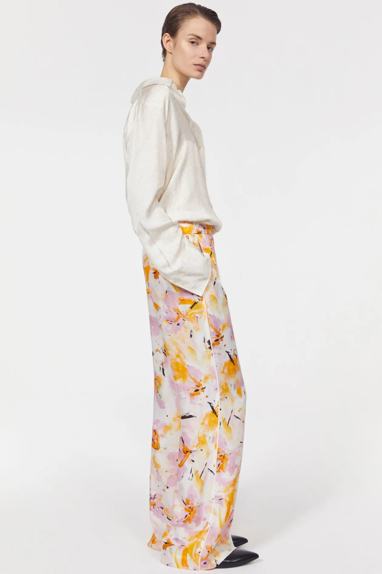 Livia Floral Pants