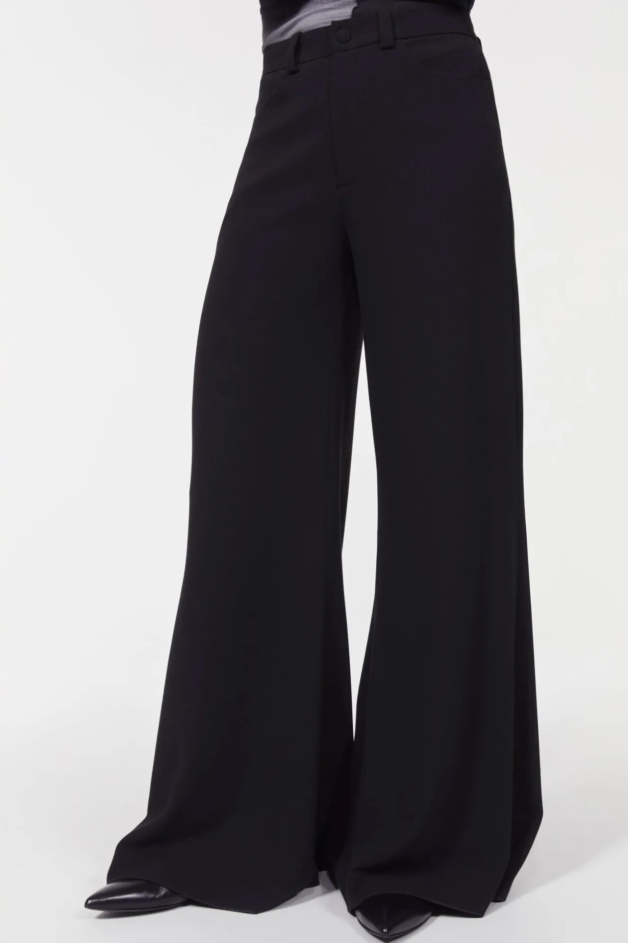 Petiso Drape Pants